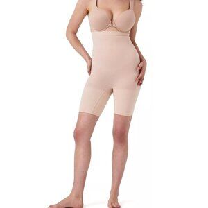NEW- Size L SPANX womens Shapewear Women Tummy Control High-waist Power Shorts